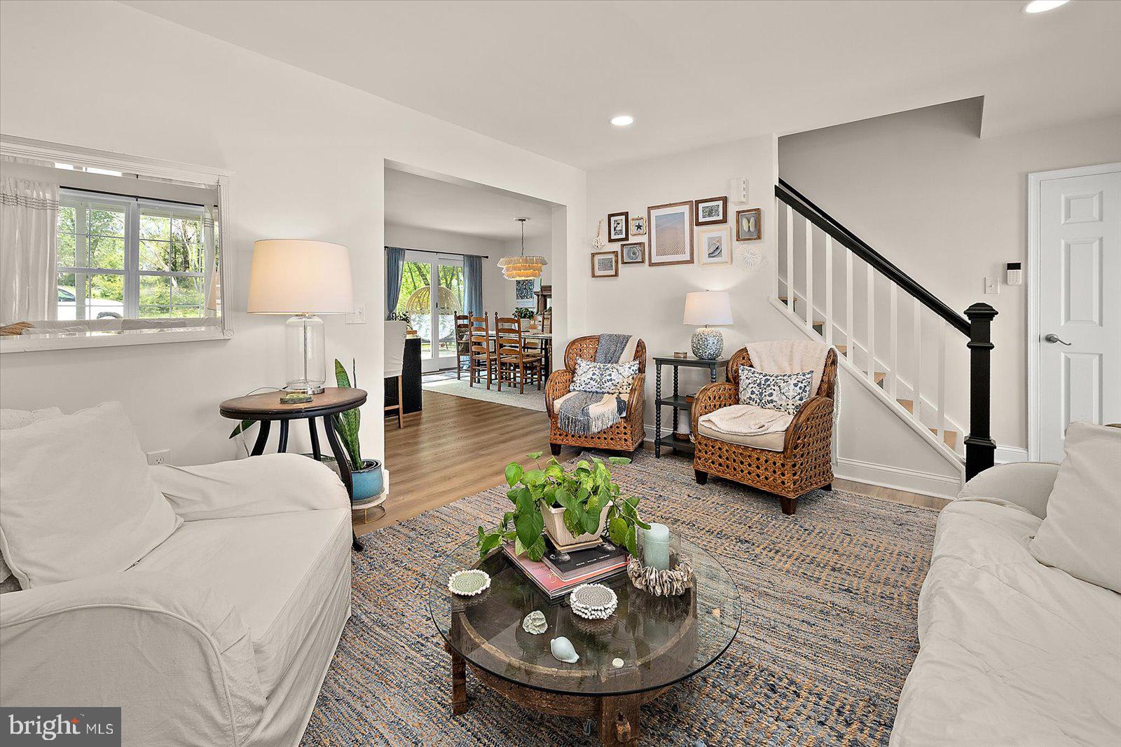 R COATES JR - Residential