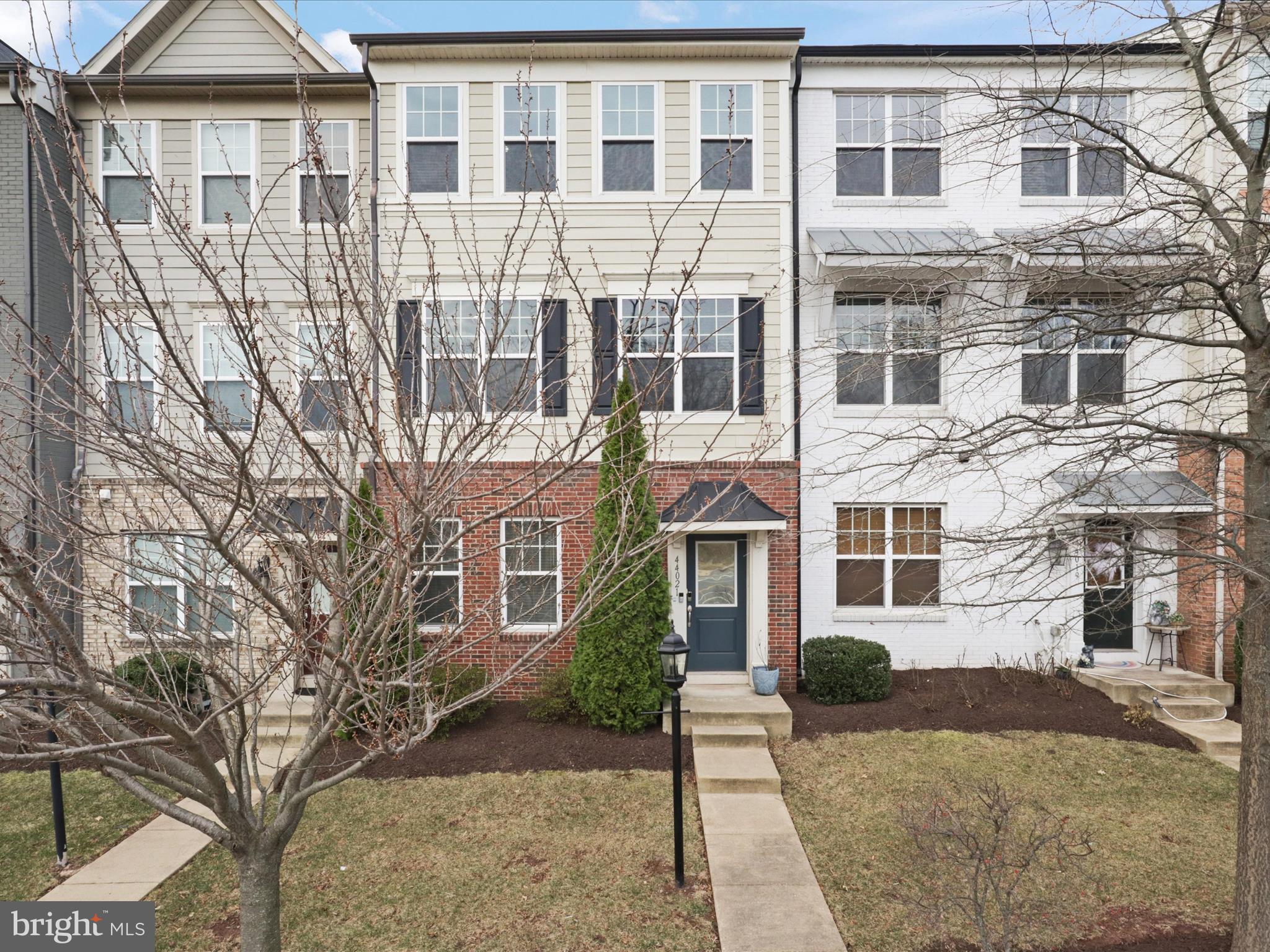 EAST GATE ONE - Residential Lease