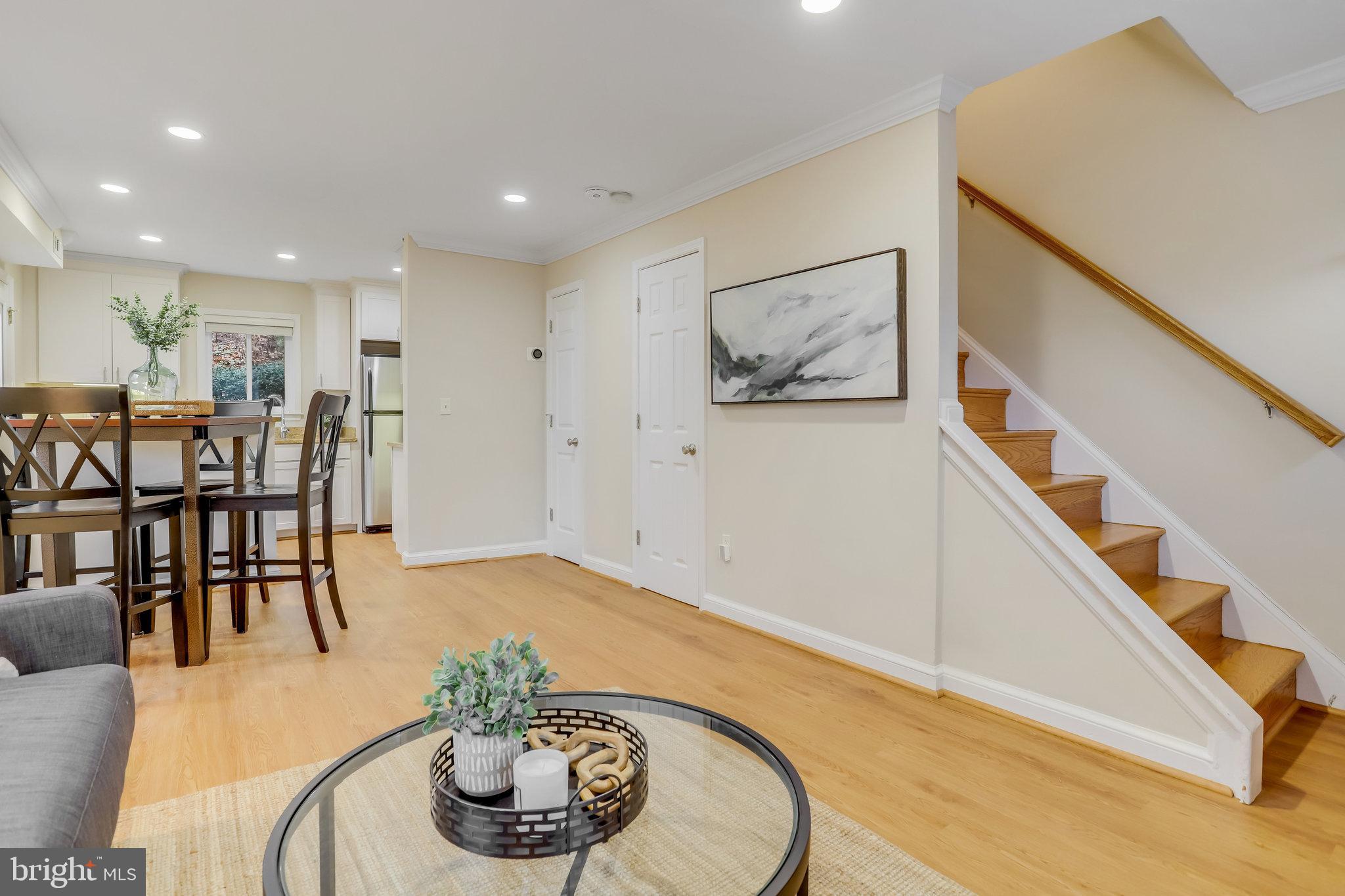 HUNTINGTON - Residential