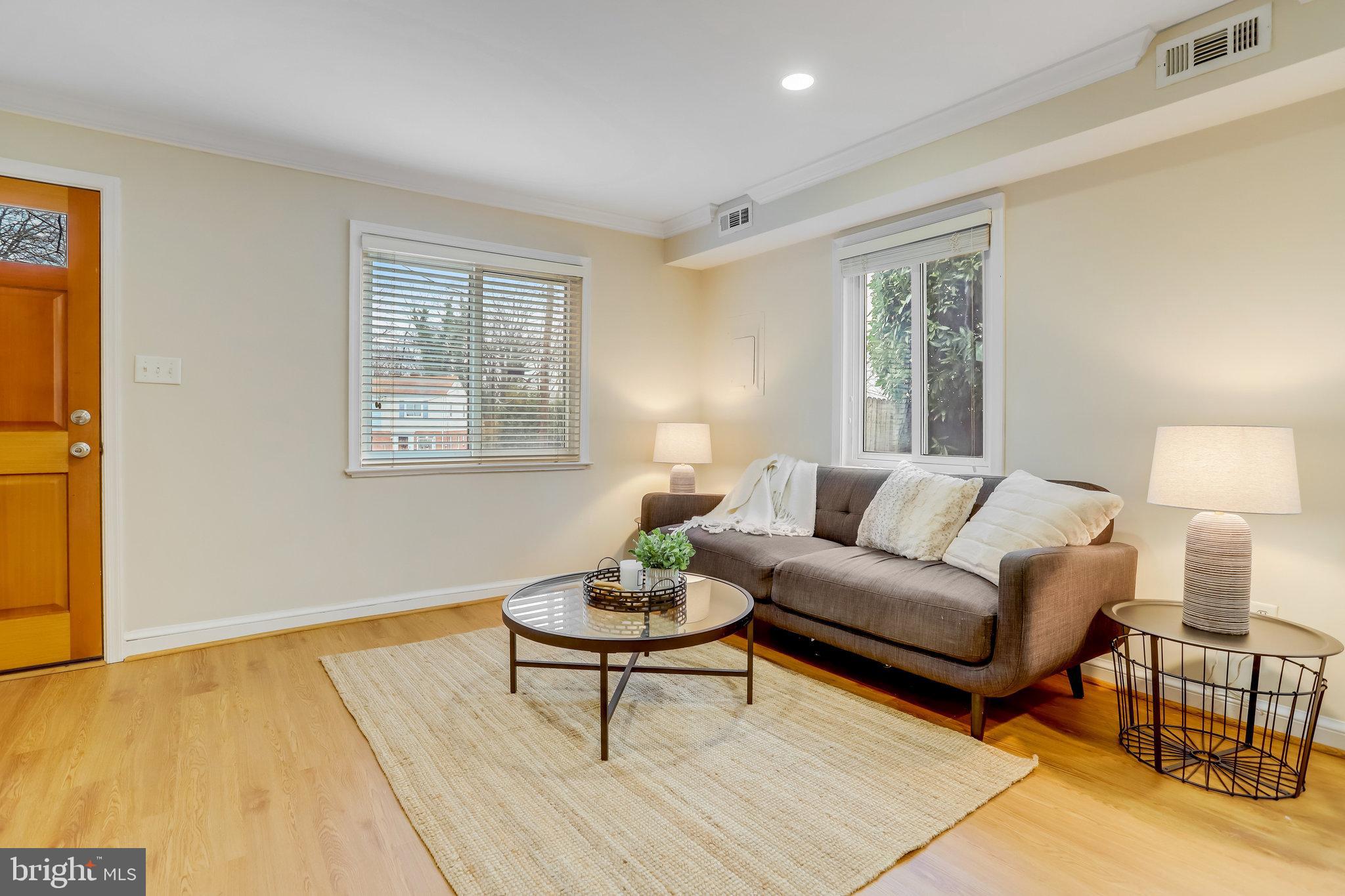 HUNTINGTON - Residential