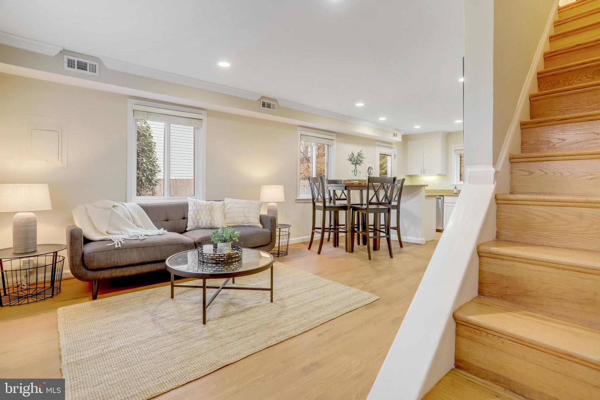 HUNTINGTON - Residential