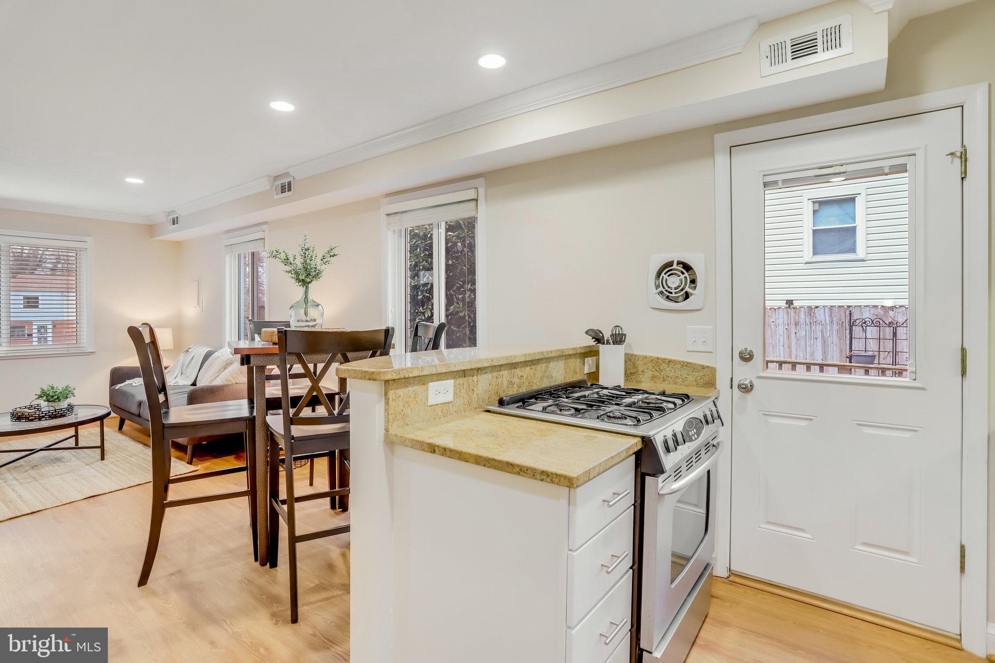 HUNTINGTON - Residential