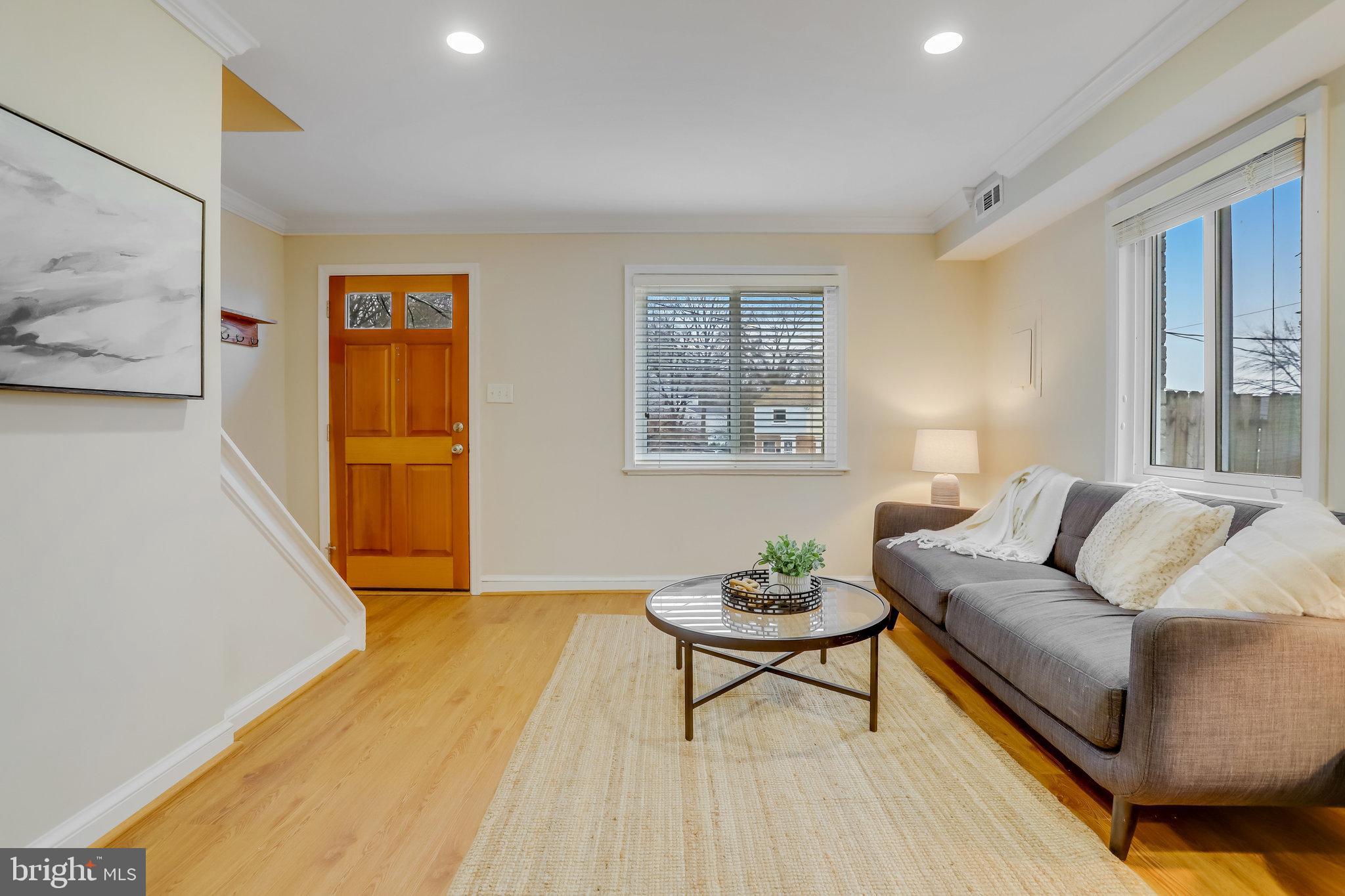 HUNTINGTON - Residential