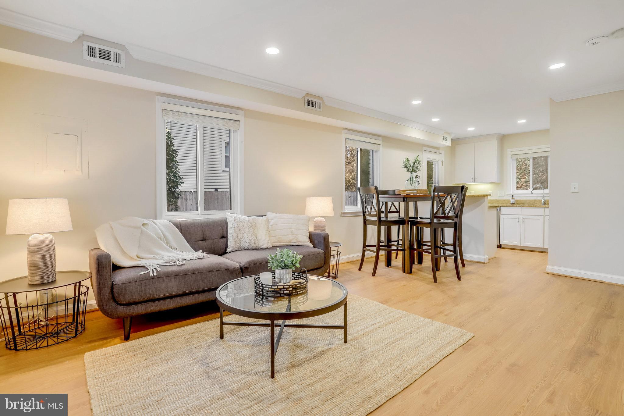 HUNTINGTON - Residential