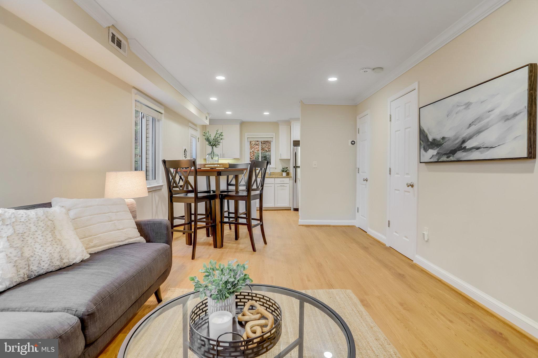 HUNTINGTON - Residential