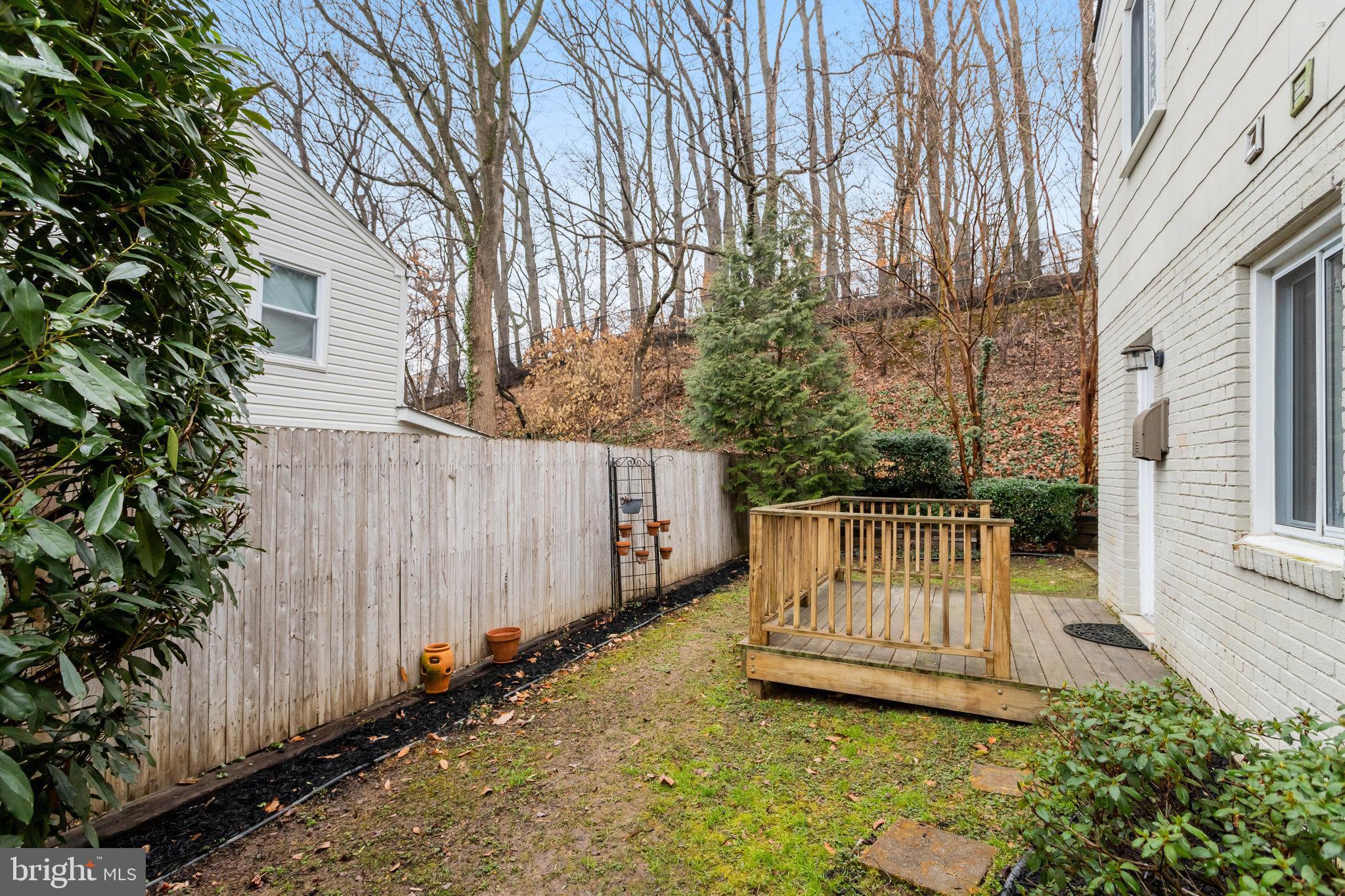 HUNTINGTON - Residential