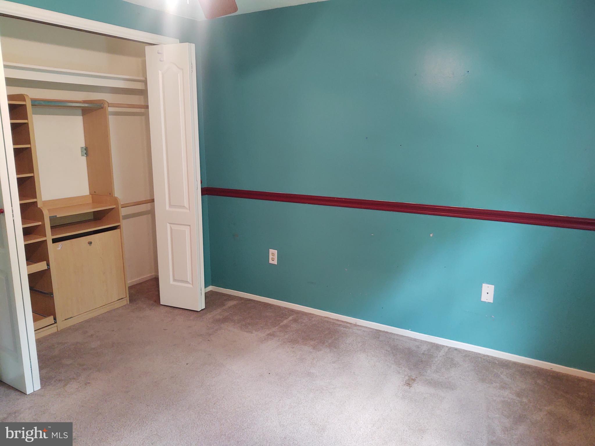 LONG REACH - Residential