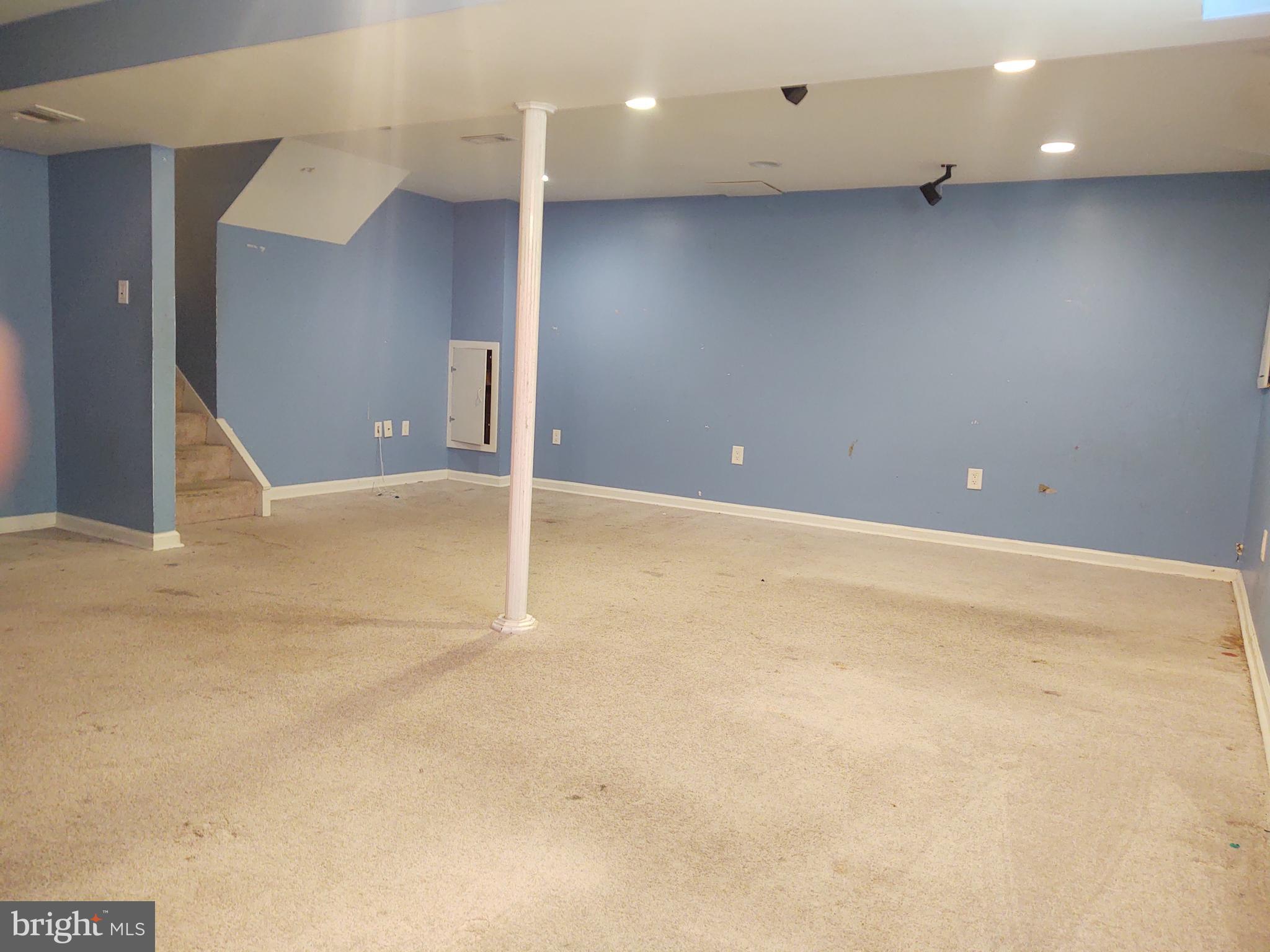 LONG REACH - Residential