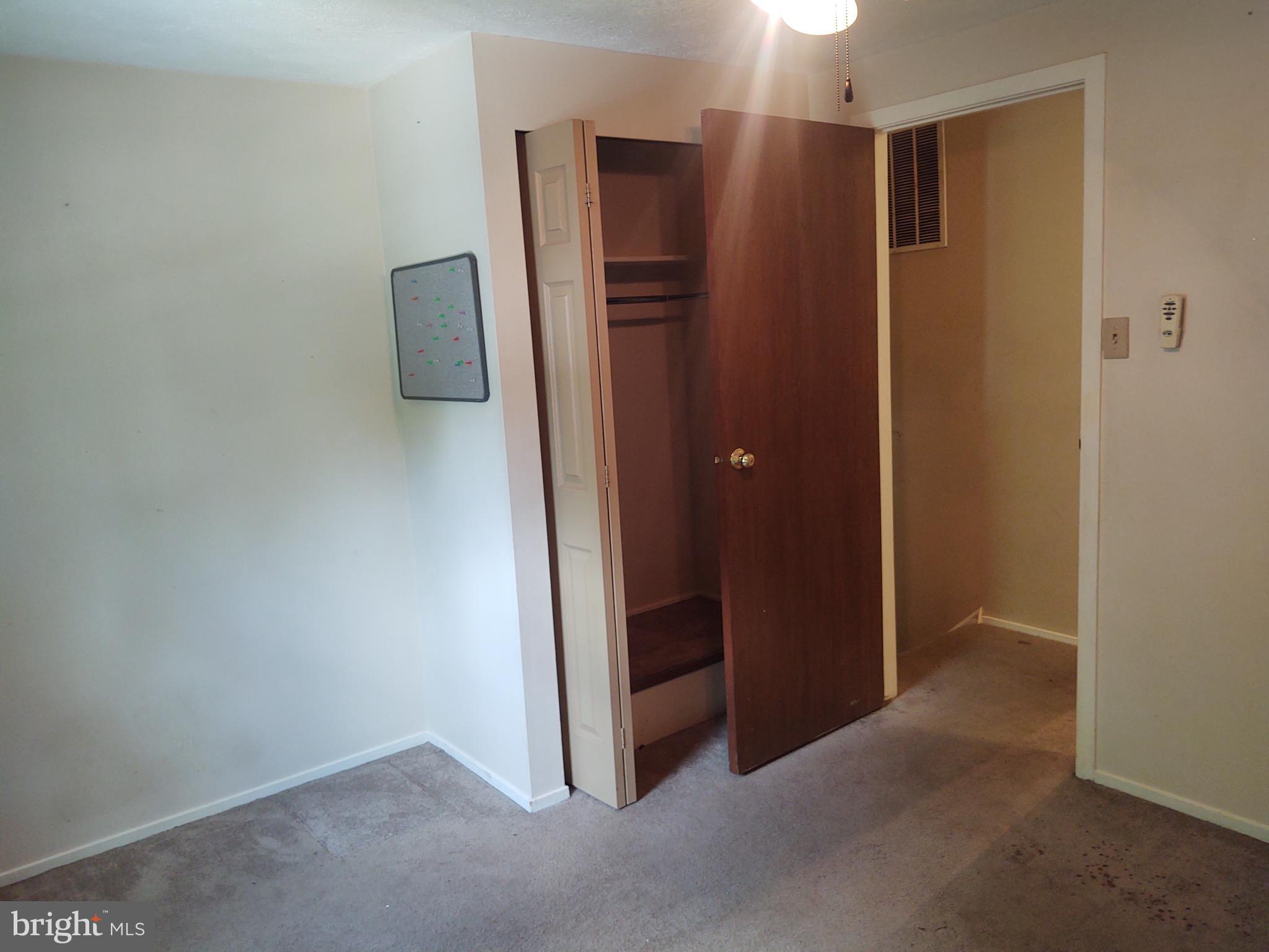 LONG REACH - Residential