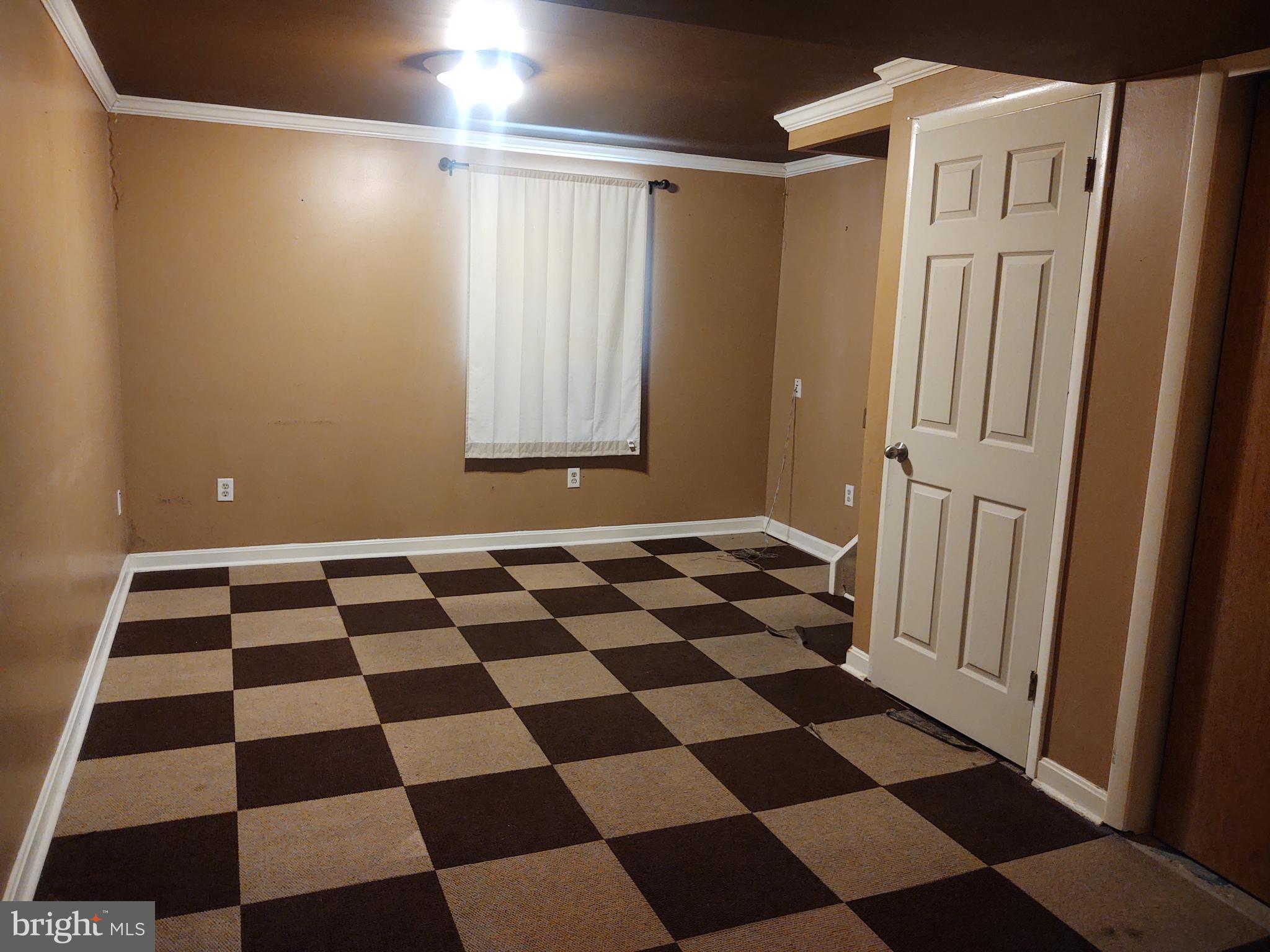 LONG REACH - Residential