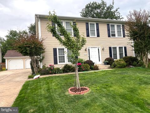 Photo of 21146 Morning Way, STERLING, VA 20164 (MLS # VALO2125176)
