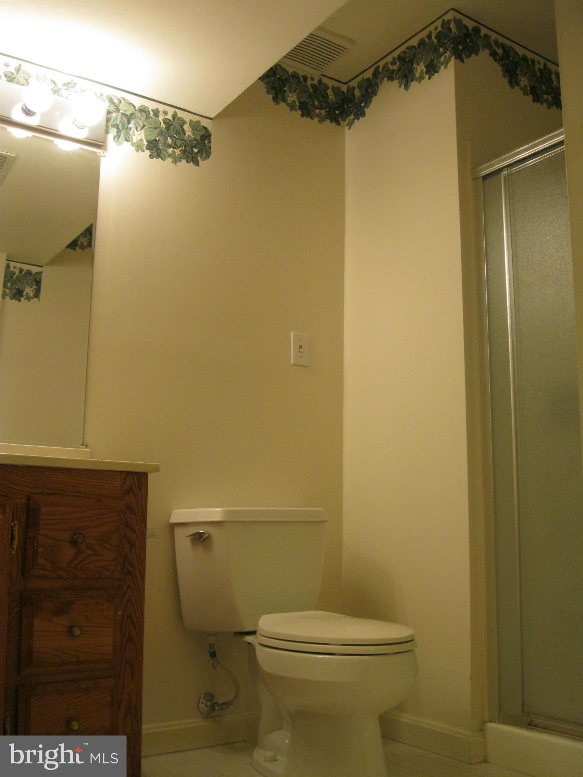 LONG GATE - Residential Lease