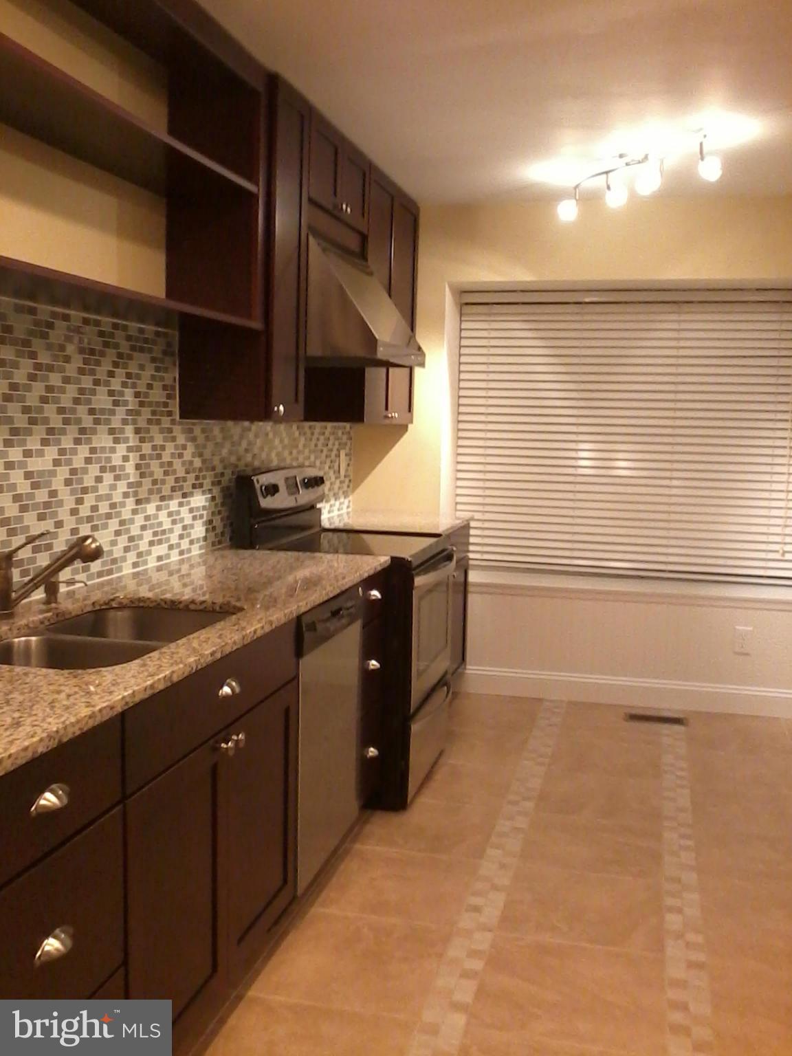 LONG GATE - Residential Lease