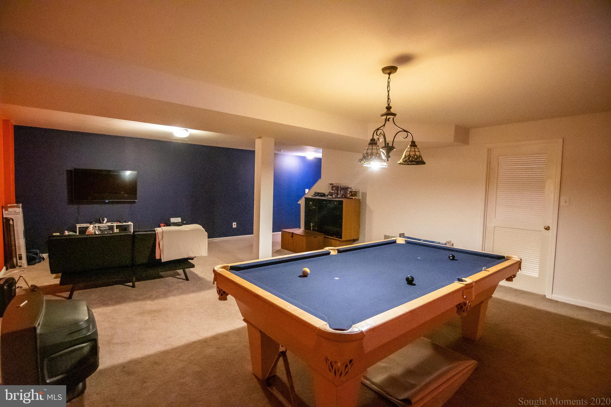 STAFFORD LAKES VILLAGE - Residential Lease