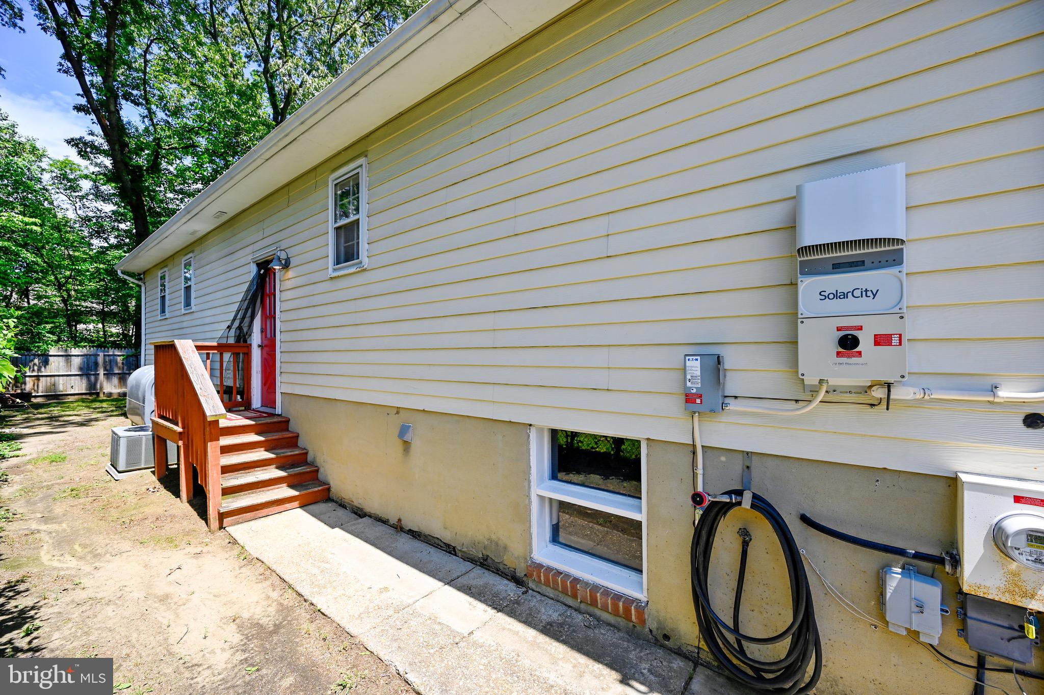 WOODLAND BEACH - Residential