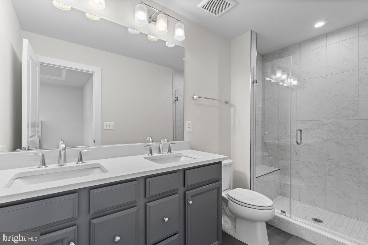 POTOMAC SHORES - Residential Lease