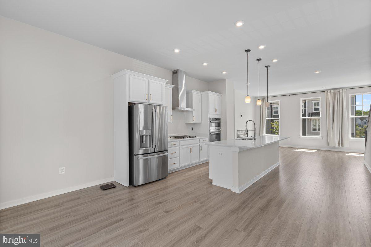 POTOMAC SHORES - Residential Lease