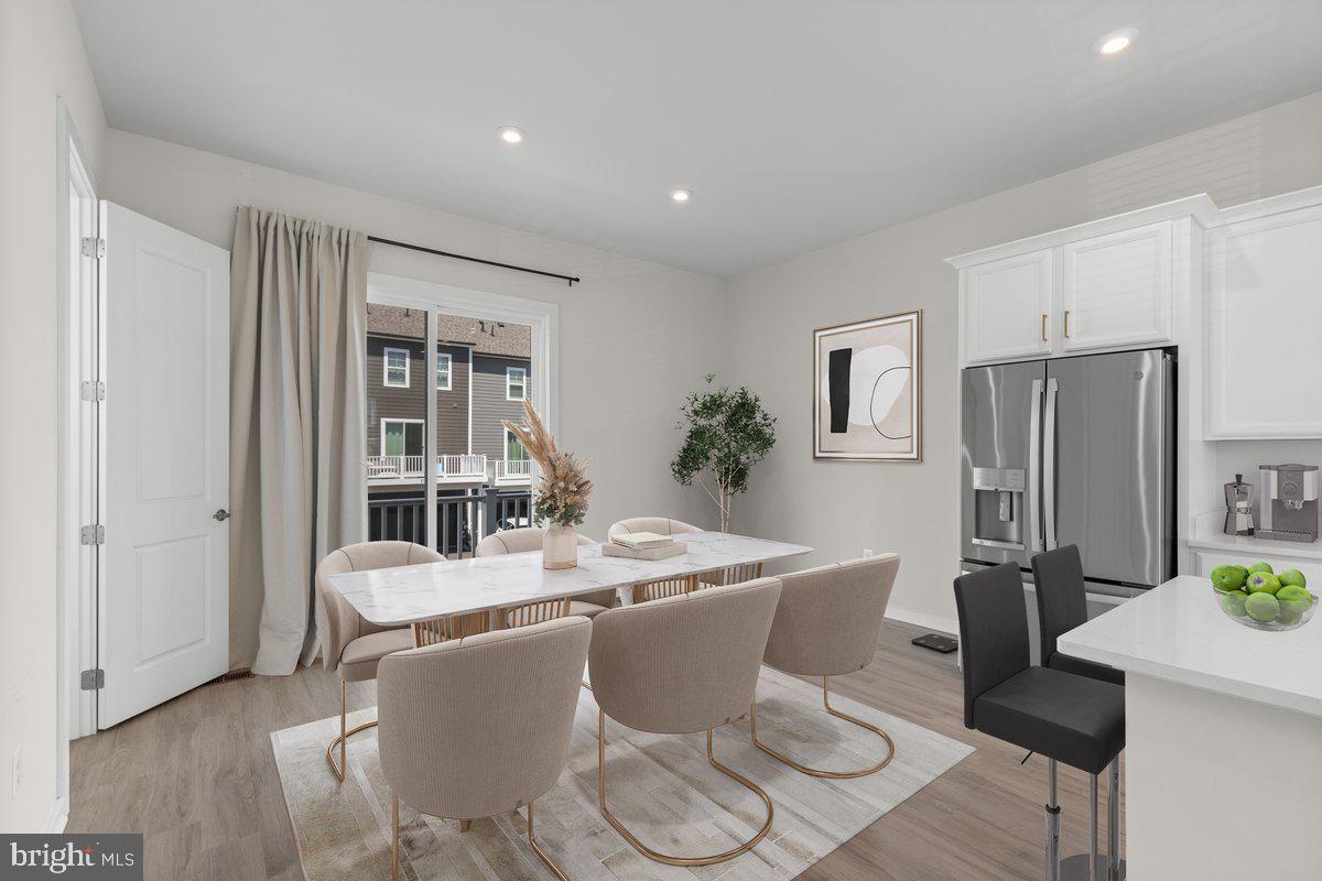 POTOMAC SHORES - Residential Lease