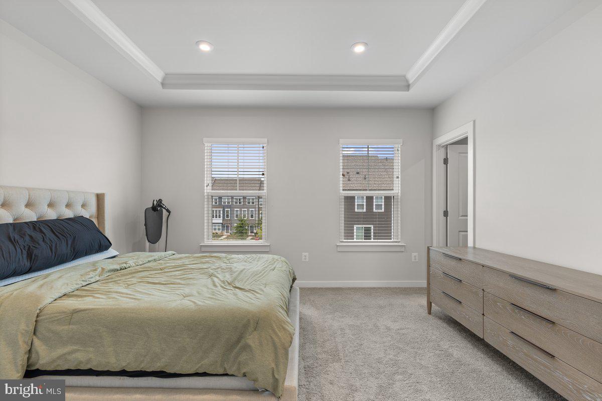 POTOMAC SHORES - Residential Lease