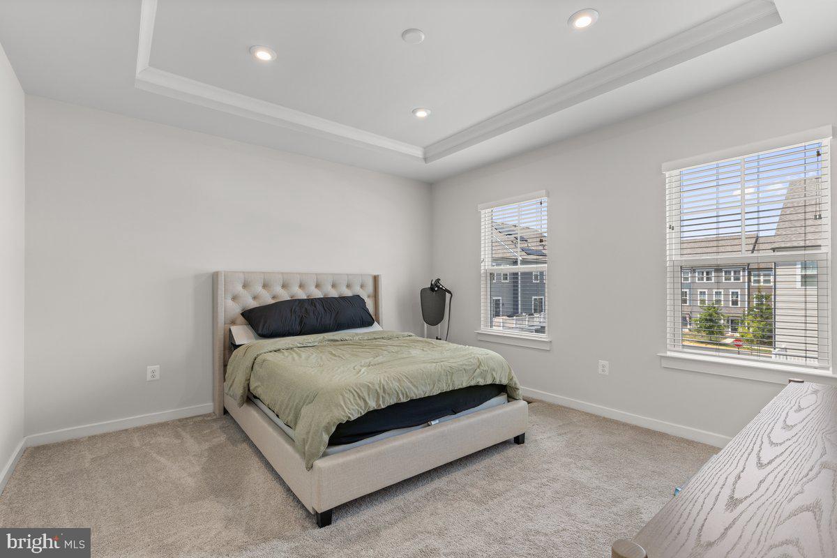 POTOMAC SHORES - Residential Lease