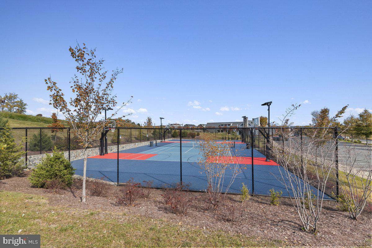 POTOMAC SHORES - Residential Lease