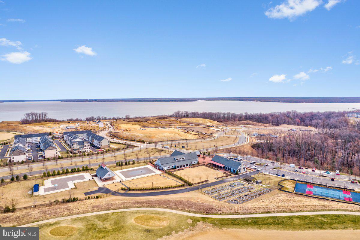 POTOMAC SHORES - Residential Lease