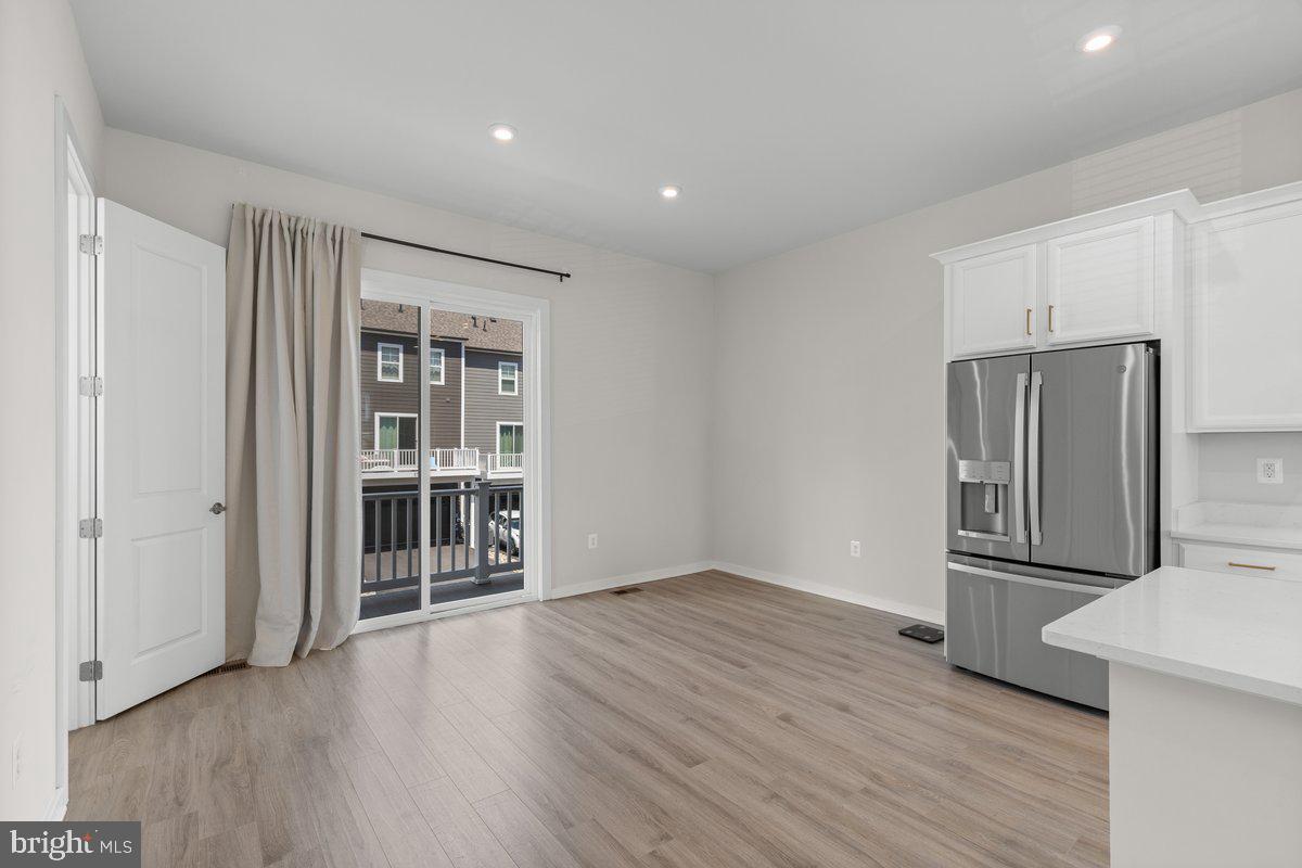 POTOMAC SHORES - Residential Lease