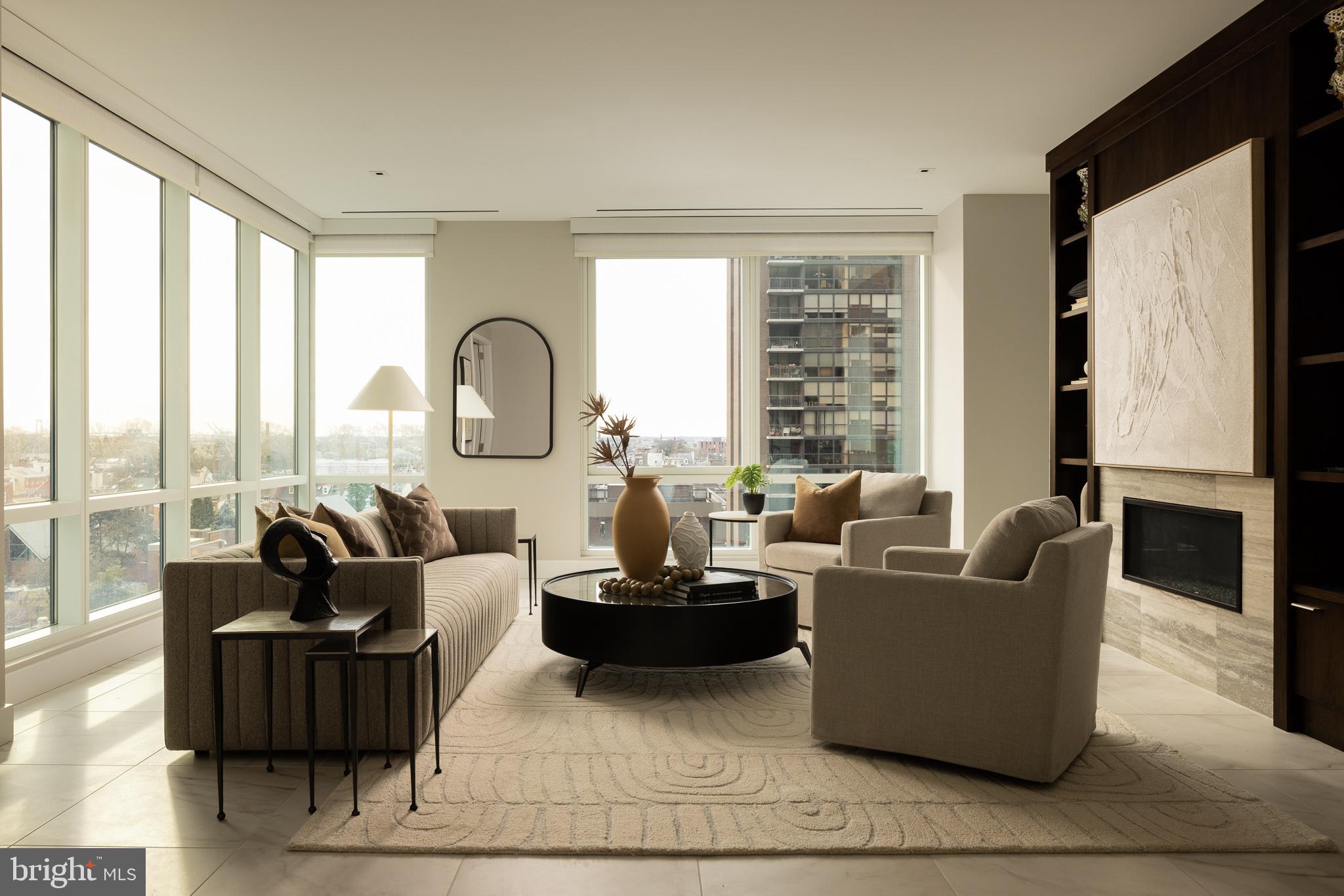 WASHINGTON SQ - Residential