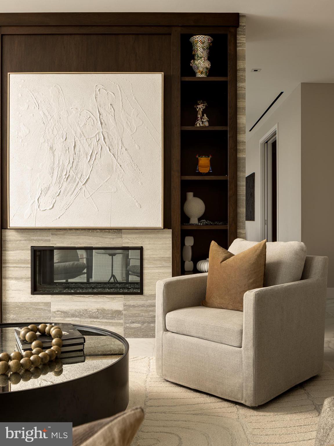 WASHINGTON SQ - Residential