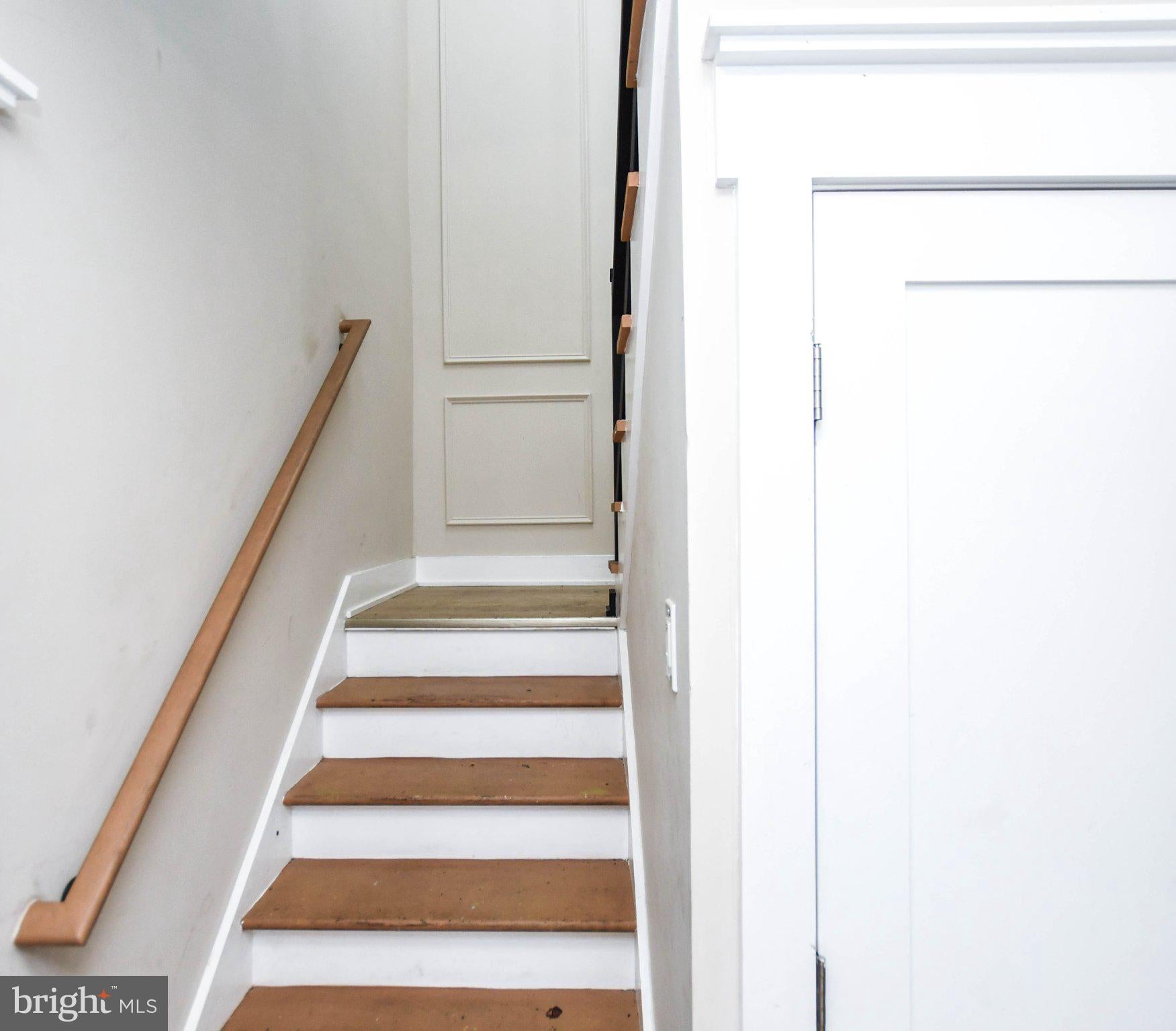 1274 MEIGS PLACE NE 3