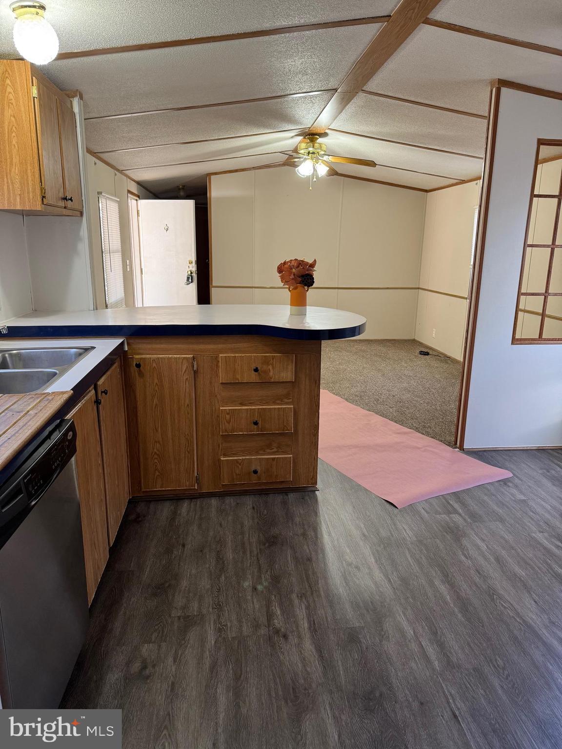 NONE UNRESTRICTED - Residential