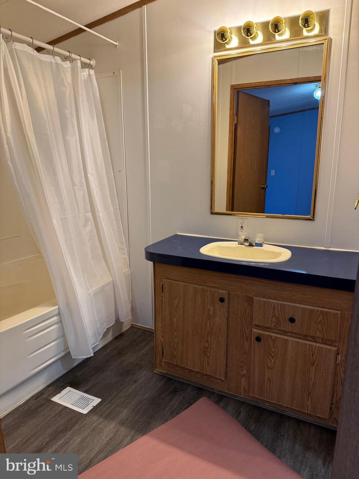 NONE UNRESTRICTED - Residential