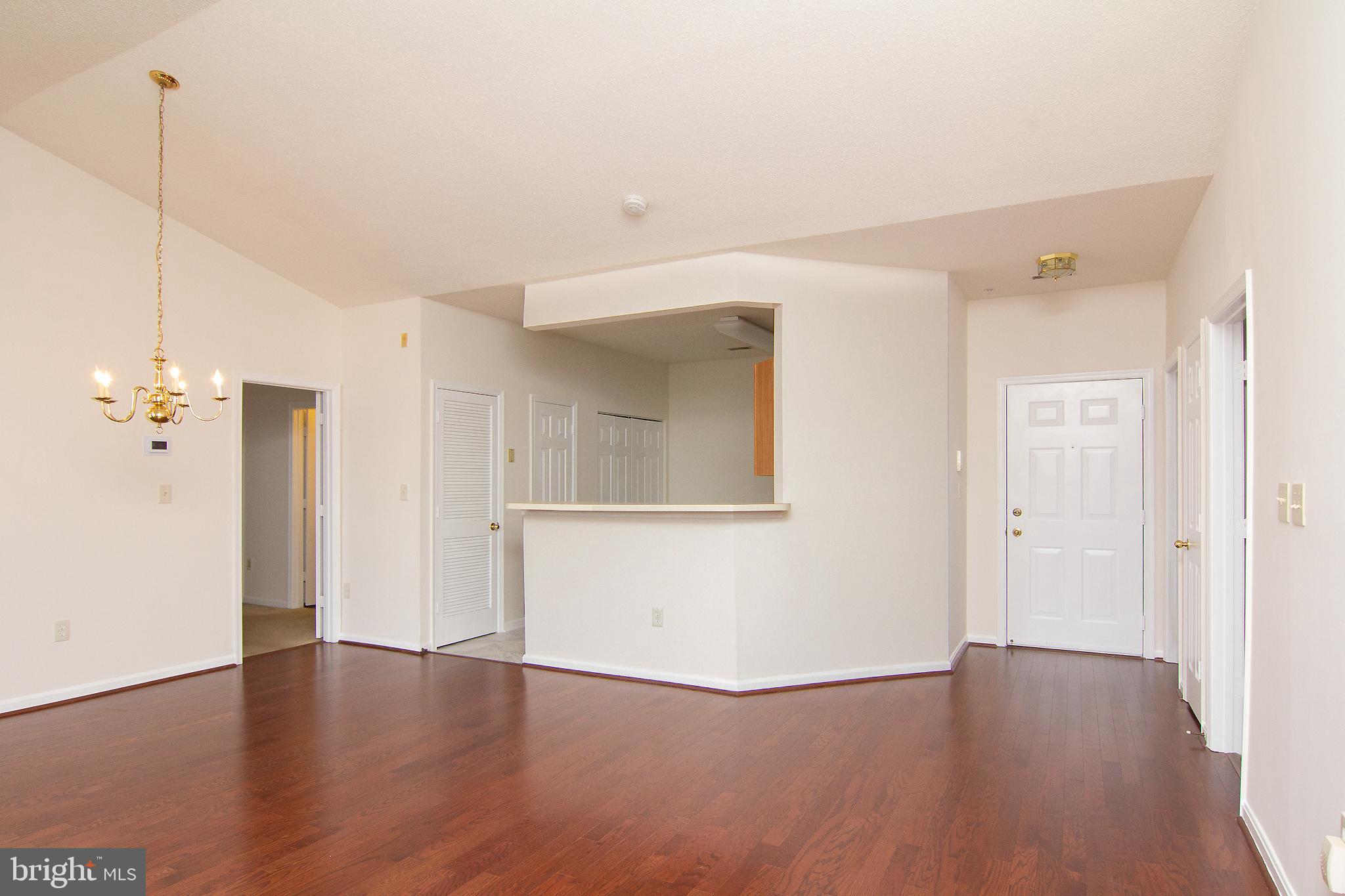 DEVON COURT - Residential