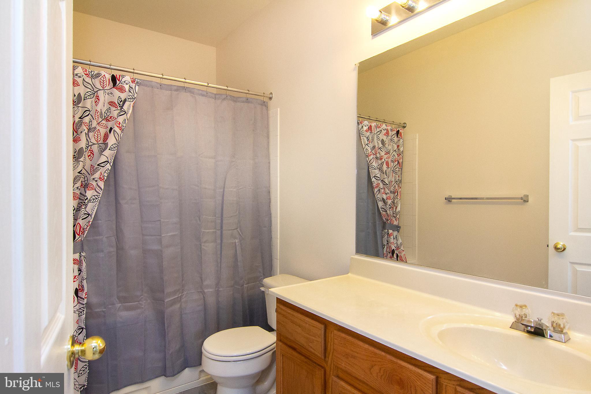 DEVON COURT - Residential