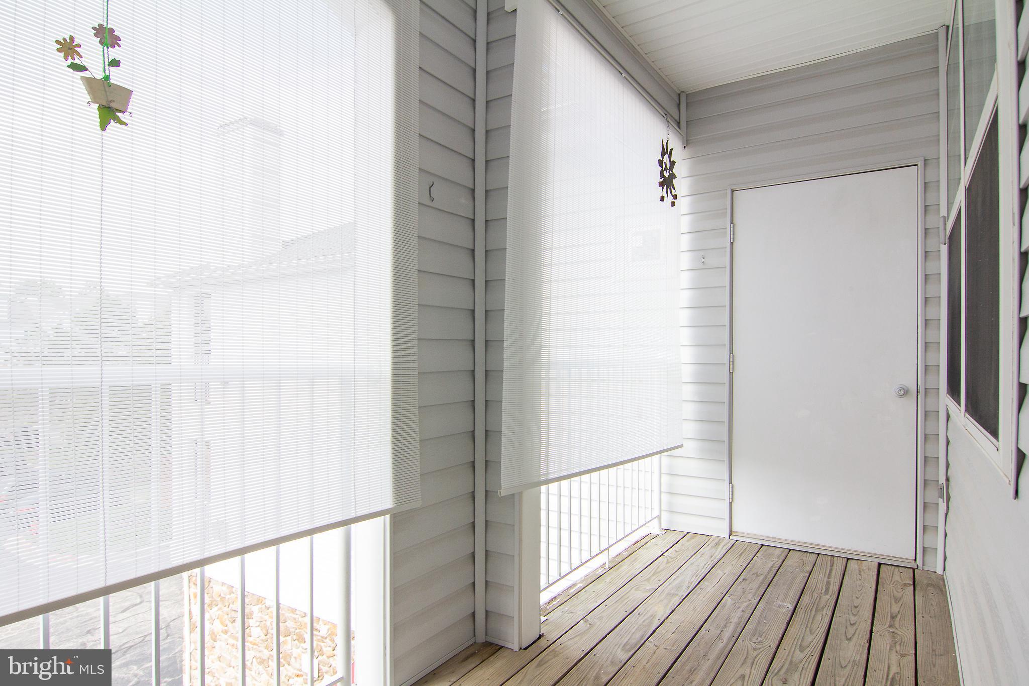 DEVON COURT - Residential