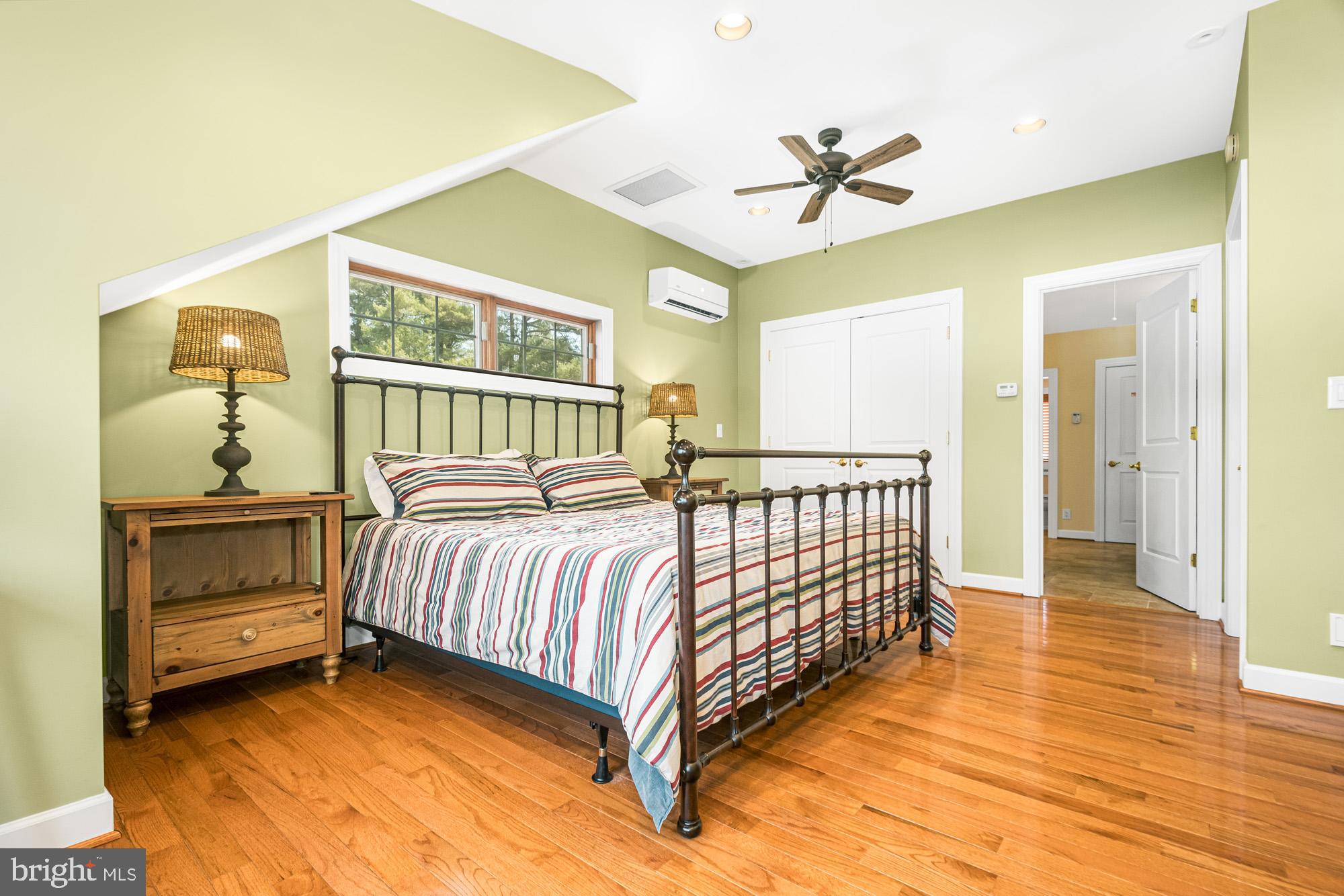 GREEN GLADE - Residential