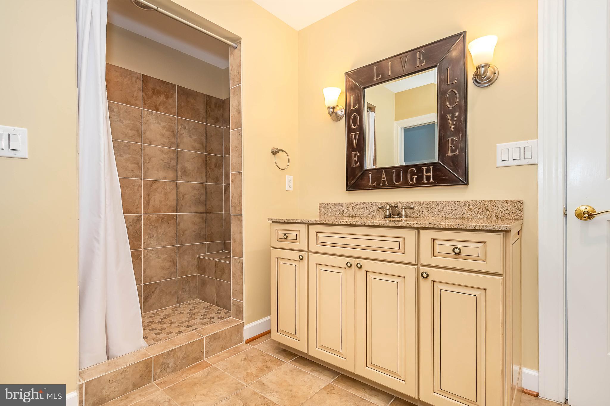 GREEN GLADE - Residential