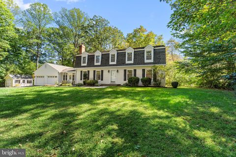 6605 DUVON PLACE MANASSAS VA 20111