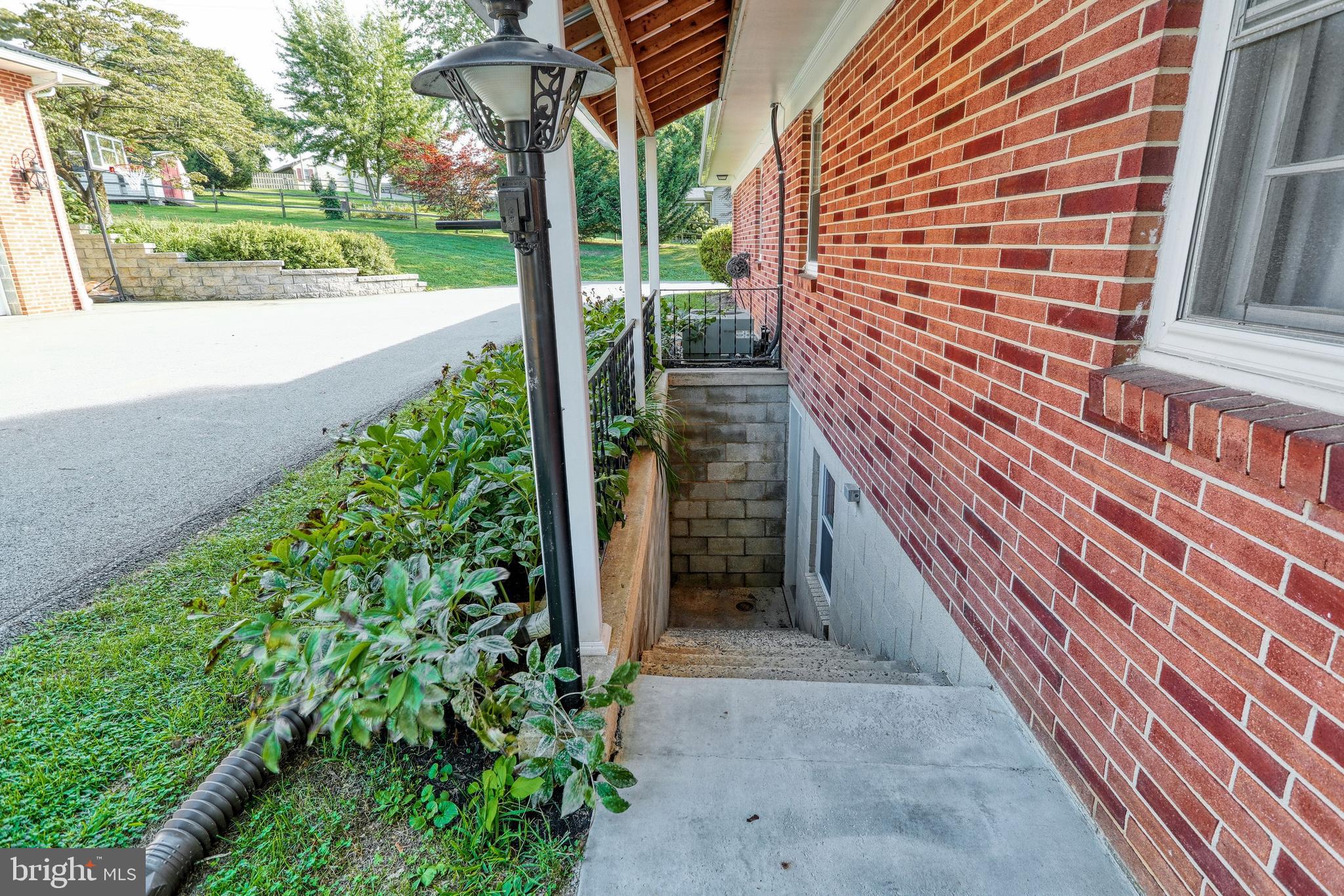 SNYDER CORNER - Residential