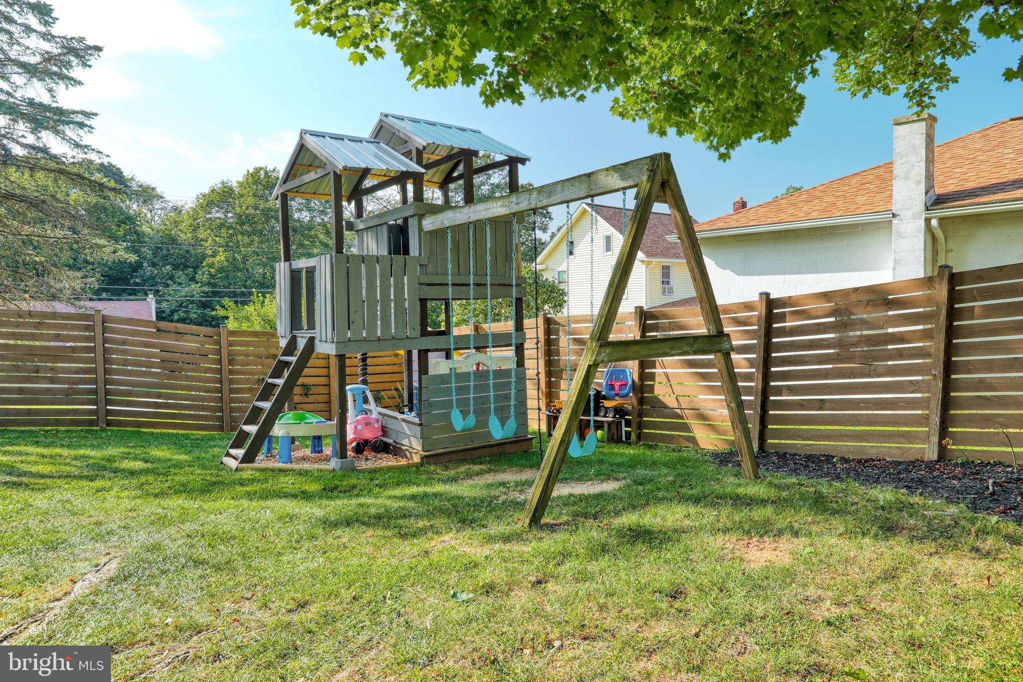 SNYDER CORNER - Residential