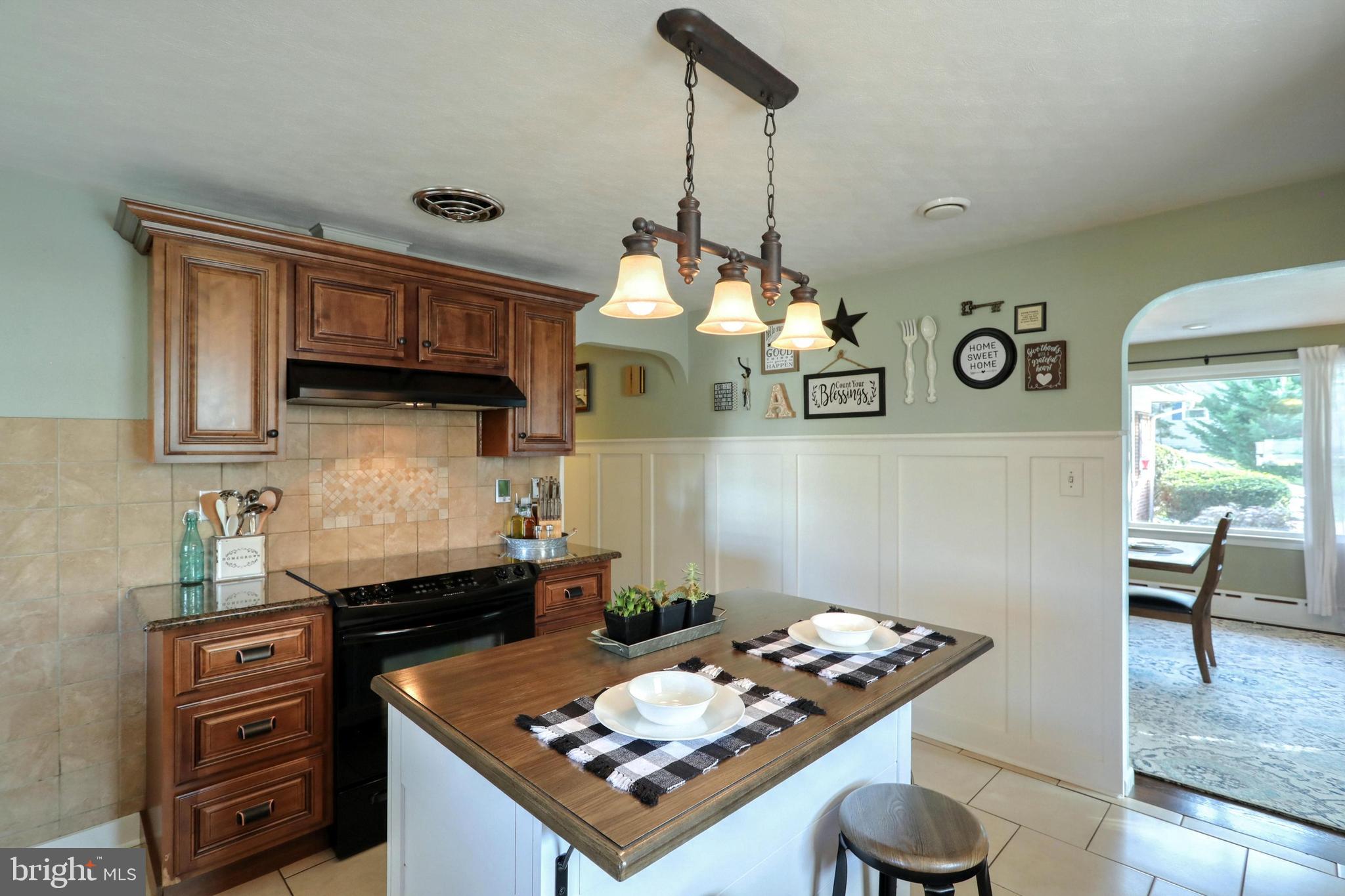 SNYDER CORNER - Residential