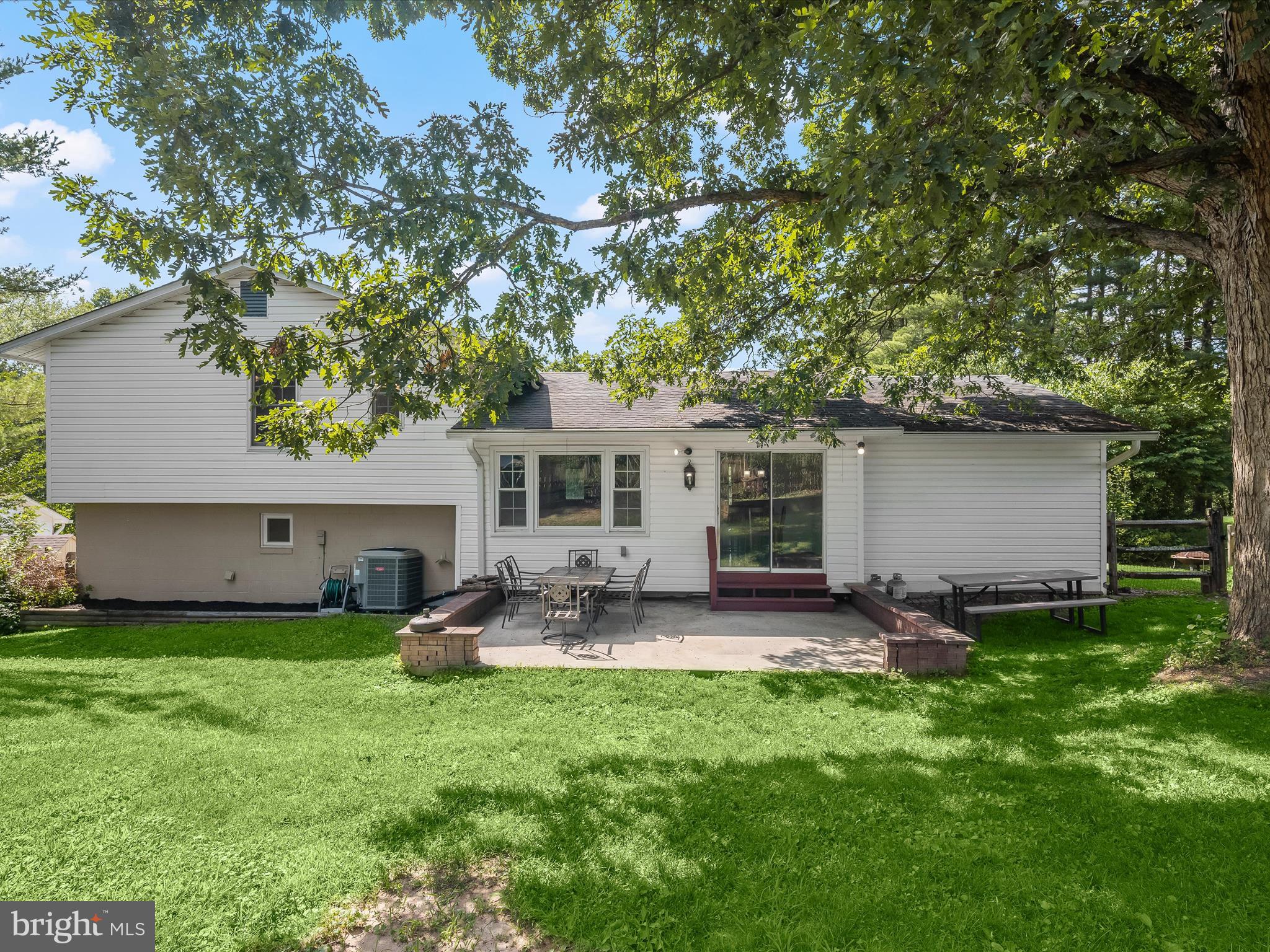 HICKORY RIDGE - Residential