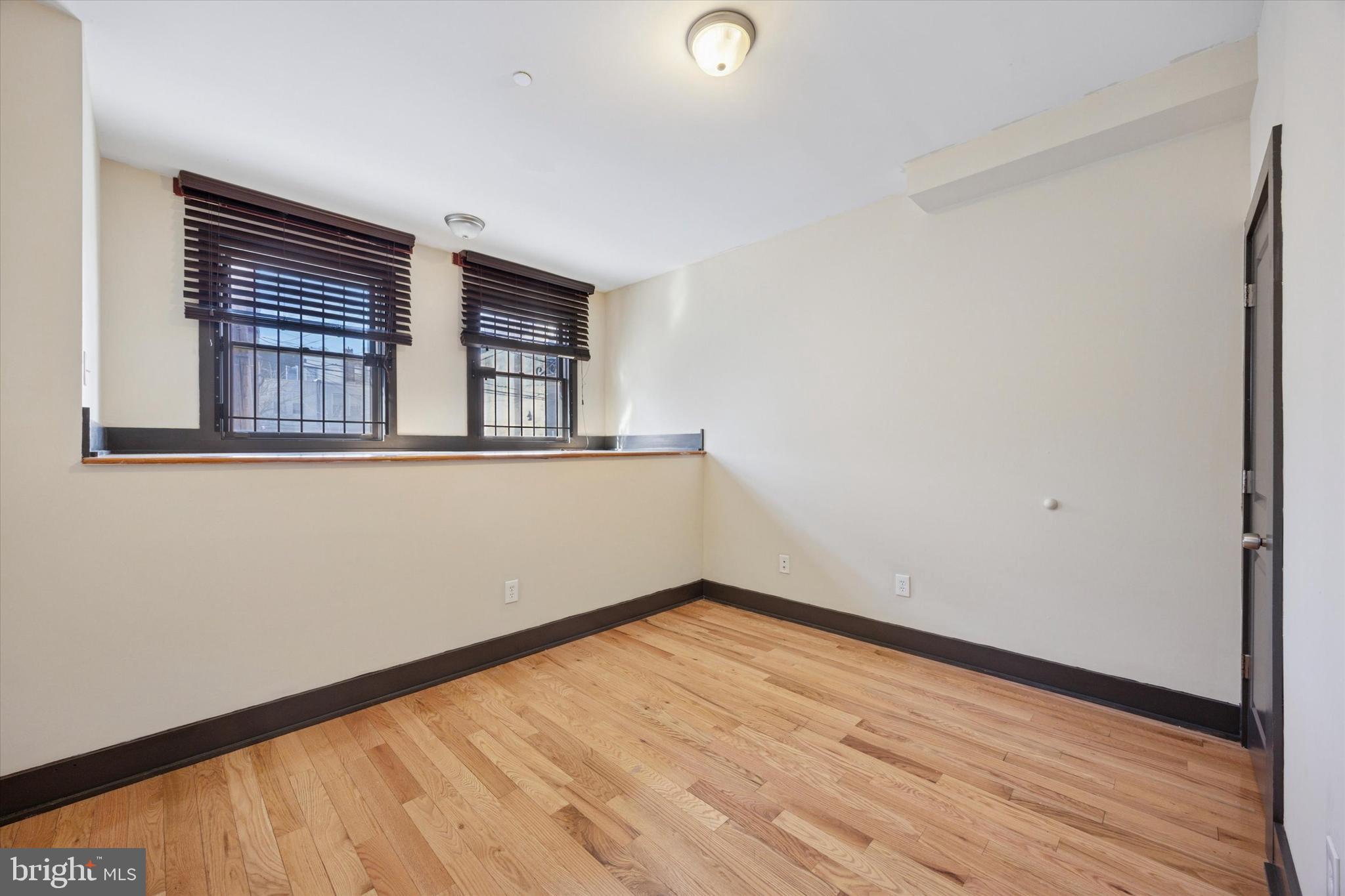 TEMPLE UNIVERSITY - Residential Lease