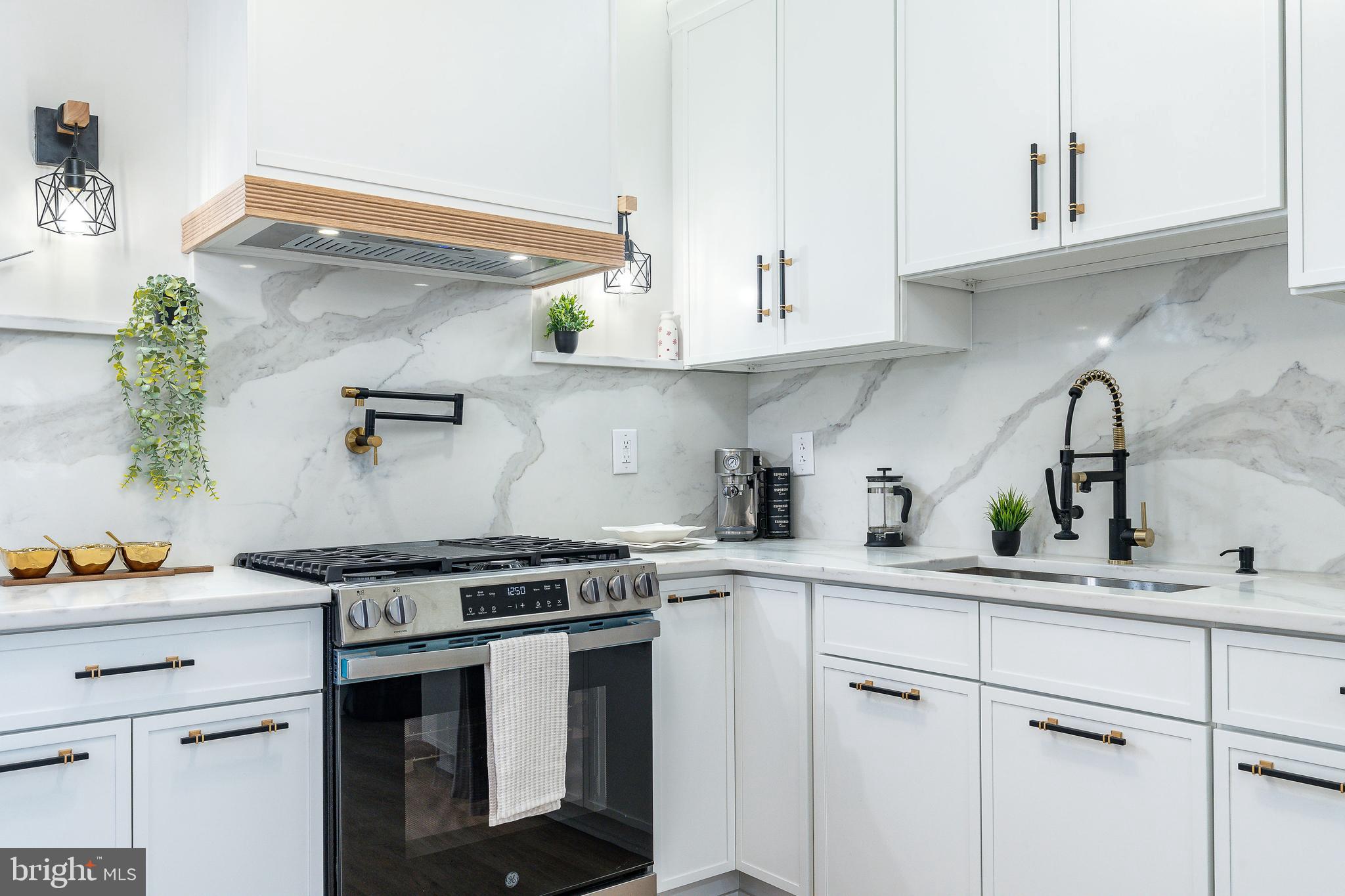 FELTONVILLE - Residential