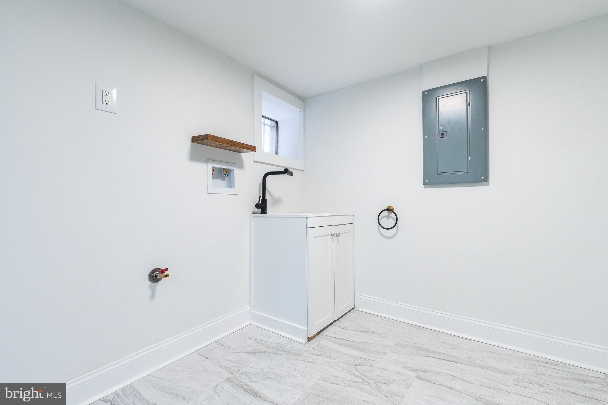 FELTONVILLE - Residential