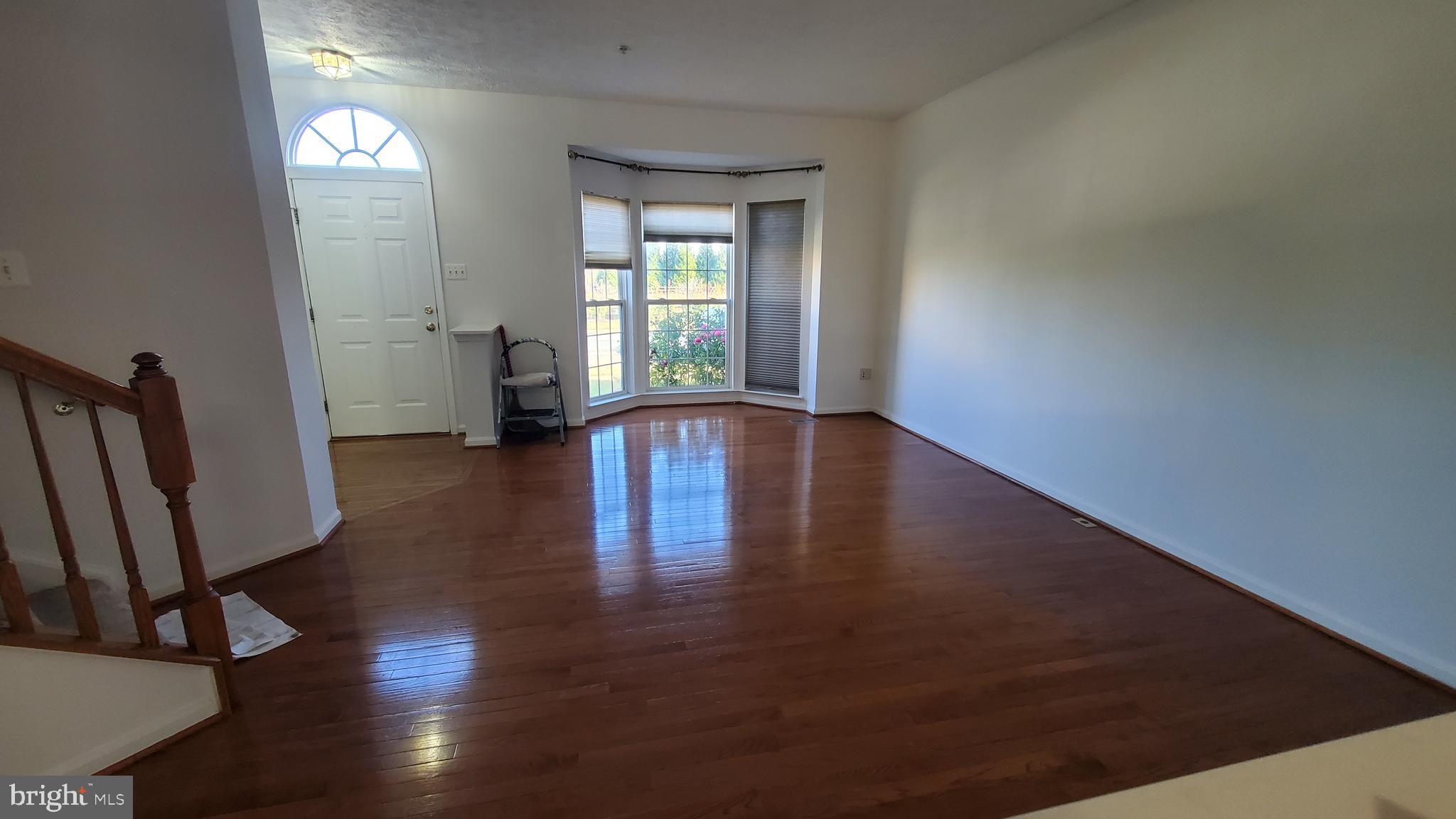 PERRY HALL FARMS - Residential Lease