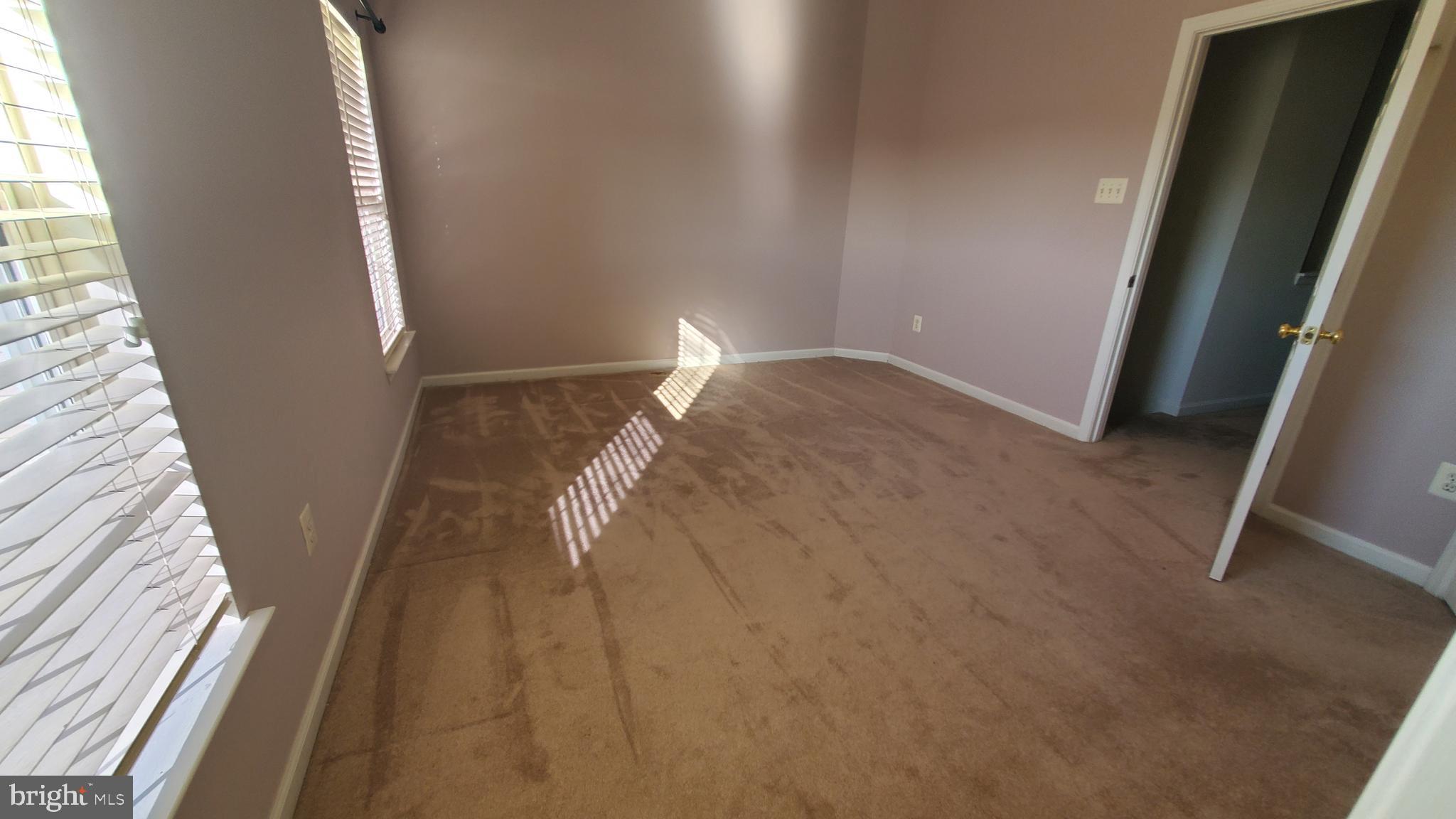 PERRY HALL FARMS - Residential Lease