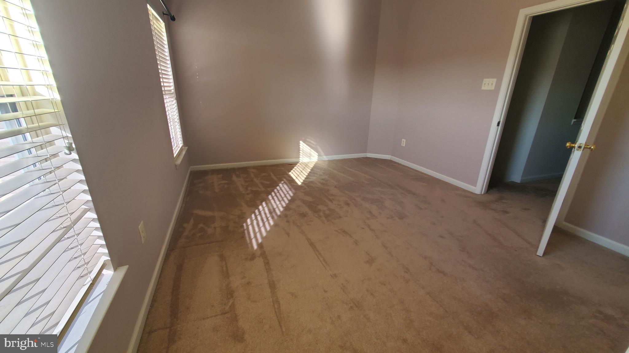 PERRY HALL FARMS - Residential Lease