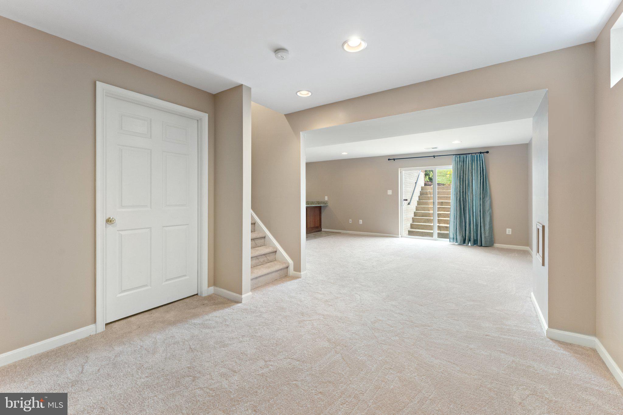 MADISON GROVE - Residential