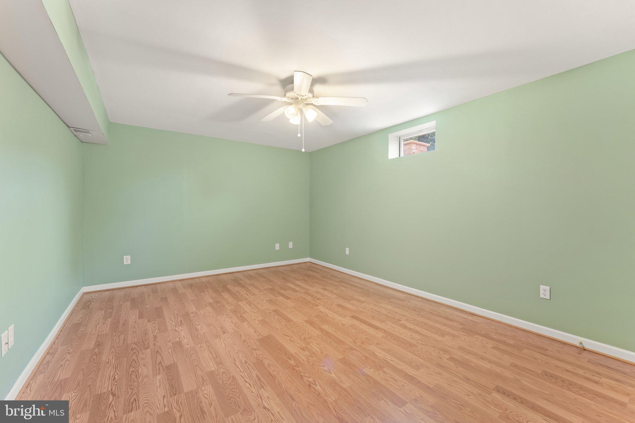 MADISON GROVE - Residential